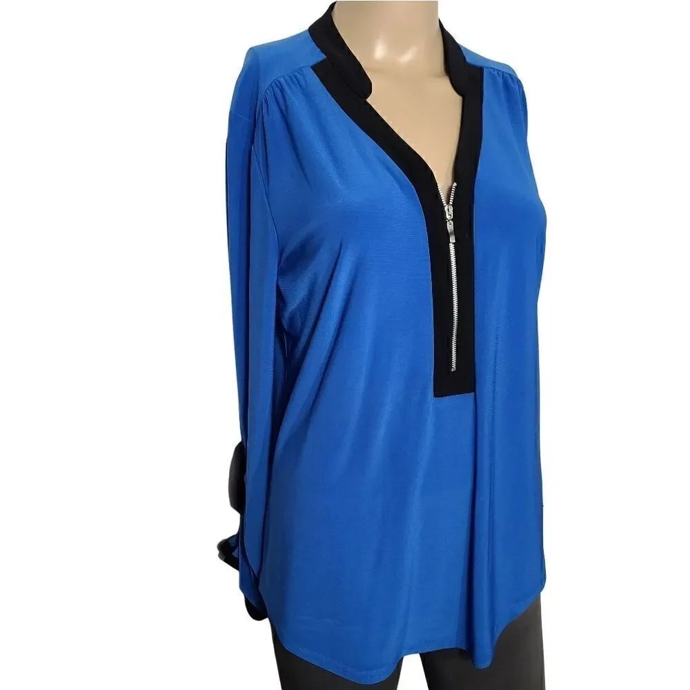 Notations Blue and Black zipper neckline Blouse